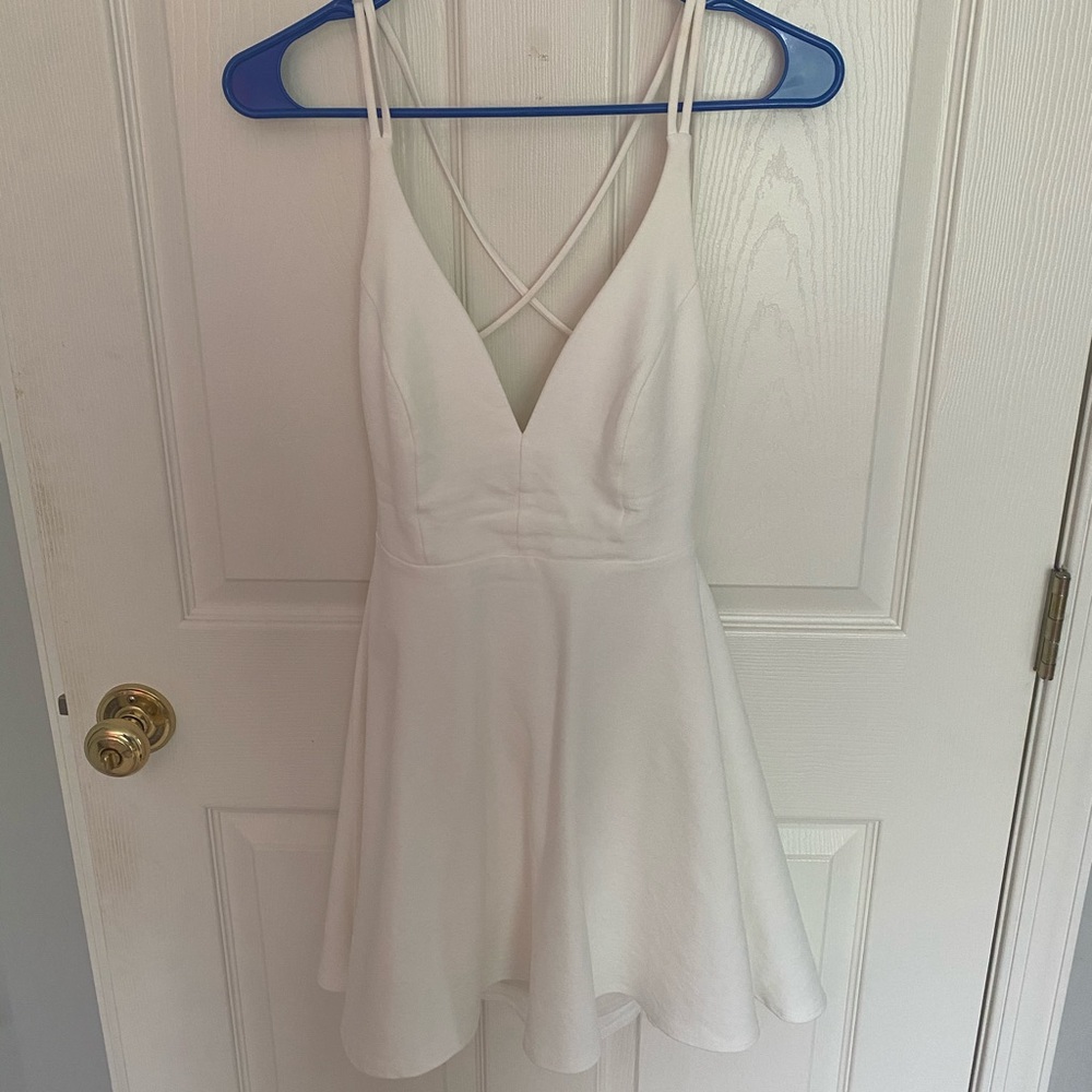 Lulu’s White Dress